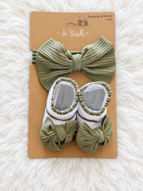 So Adorable Olive Green Headwrap & Booties Set – 0–12 Months